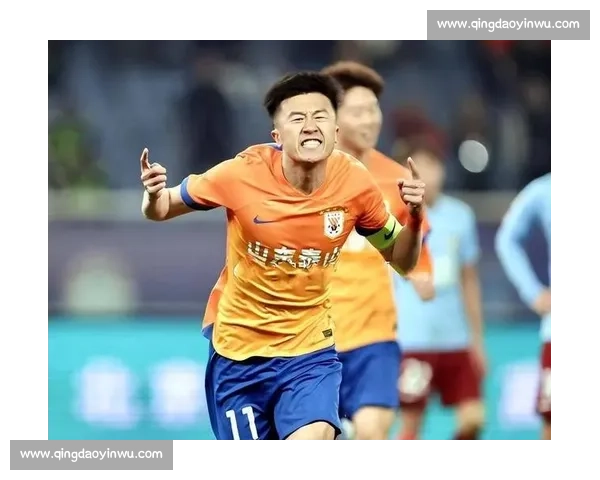 泰山 2-1 逆转海港！刘洋推射成制胜关键